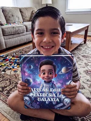 El hijo de Joanna Grant con su Adorabook